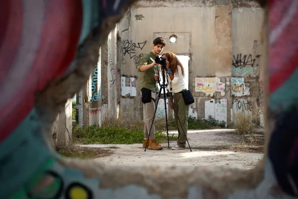 ARTICLES & VIDEOS 8 urbex