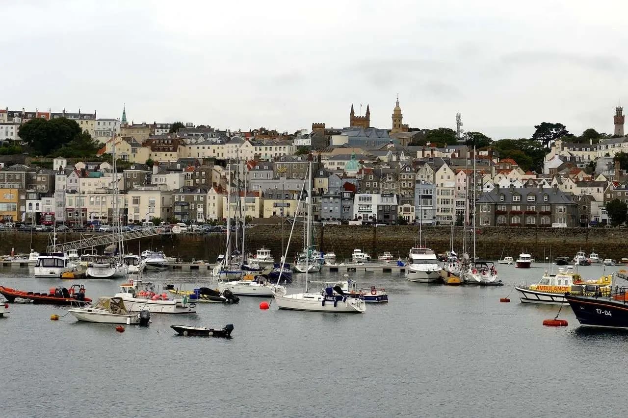 ARTICLES & VIDEOS 7 pourquoi visiter guernesey