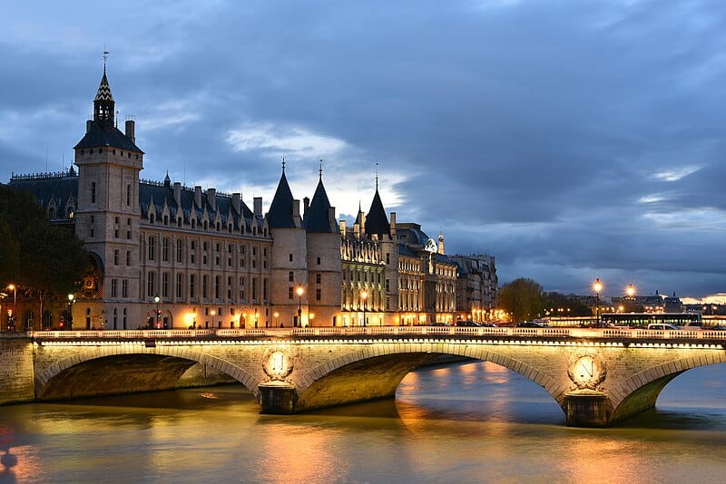 Fréquentation des touristes à Paris 10 Le Tourisme Revisité