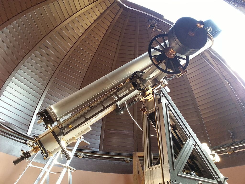 Observatoire Camille Flammarion 3 Le Tourisme Revisité